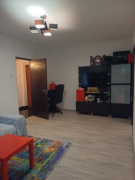 Drumul Taberei, Afi Cotroceni, Plaza Mall,